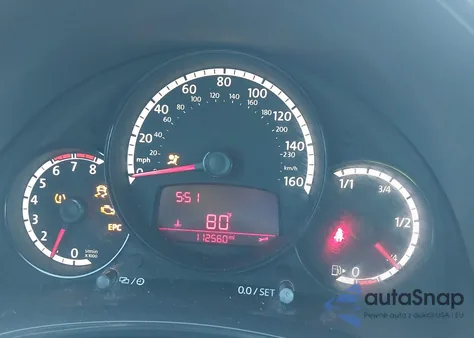 2014 Volkswagen Beetle 1.8T Entry z USA, uszkodzony, nr VIN 3VWF17AT1EM652104